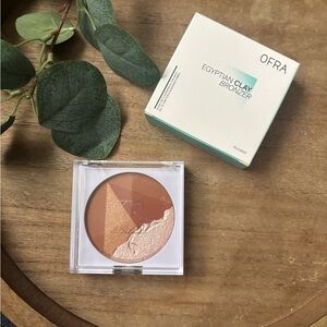 OFRA 3D Pyramid- Egyptian Clay Bronzer